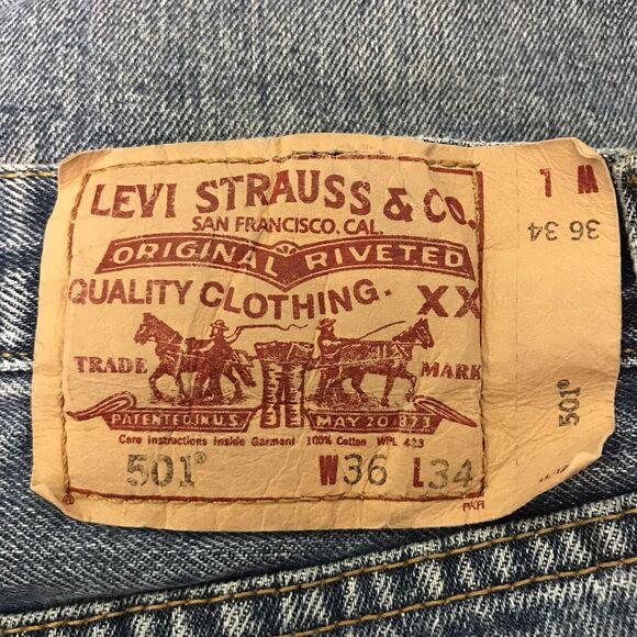 Levi's 501 Blue Straight Leg Denim Jeans Men's size 36x34 Levi Strauss WPL 423 - Picture 1 of 15